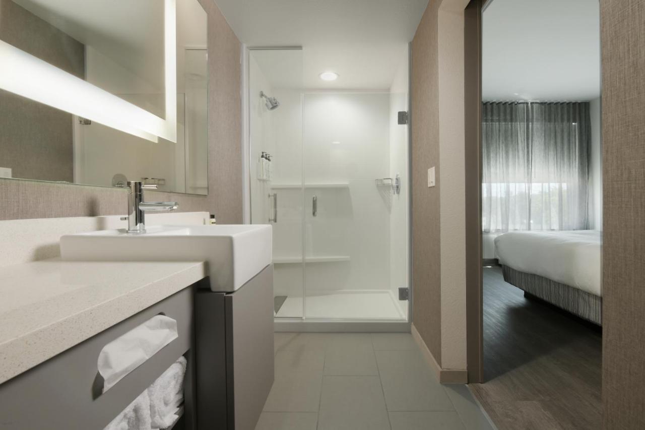 Springhill Suites By Marriott Lindale Tyler Экстерьер фото