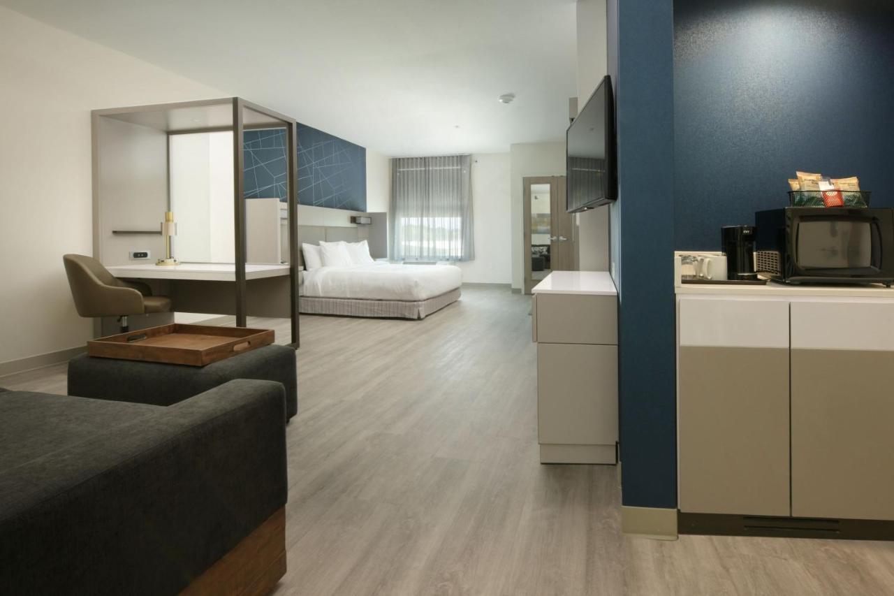 Springhill Suites By Marriott Lindale Tyler Экстерьер фото