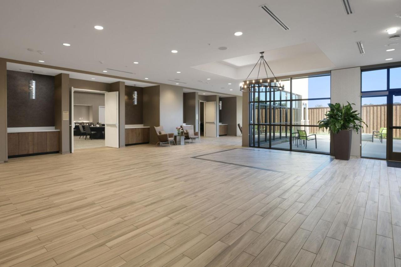 Springhill Suites By Marriott Lindale Tyler Экстерьер фото