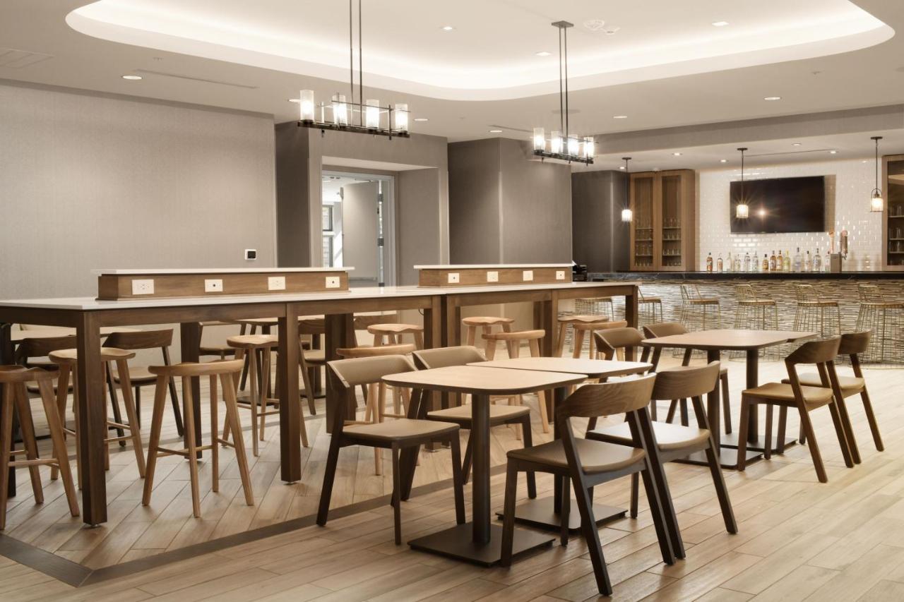 Springhill Suites By Marriott Lindale Tyler Экстерьер фото